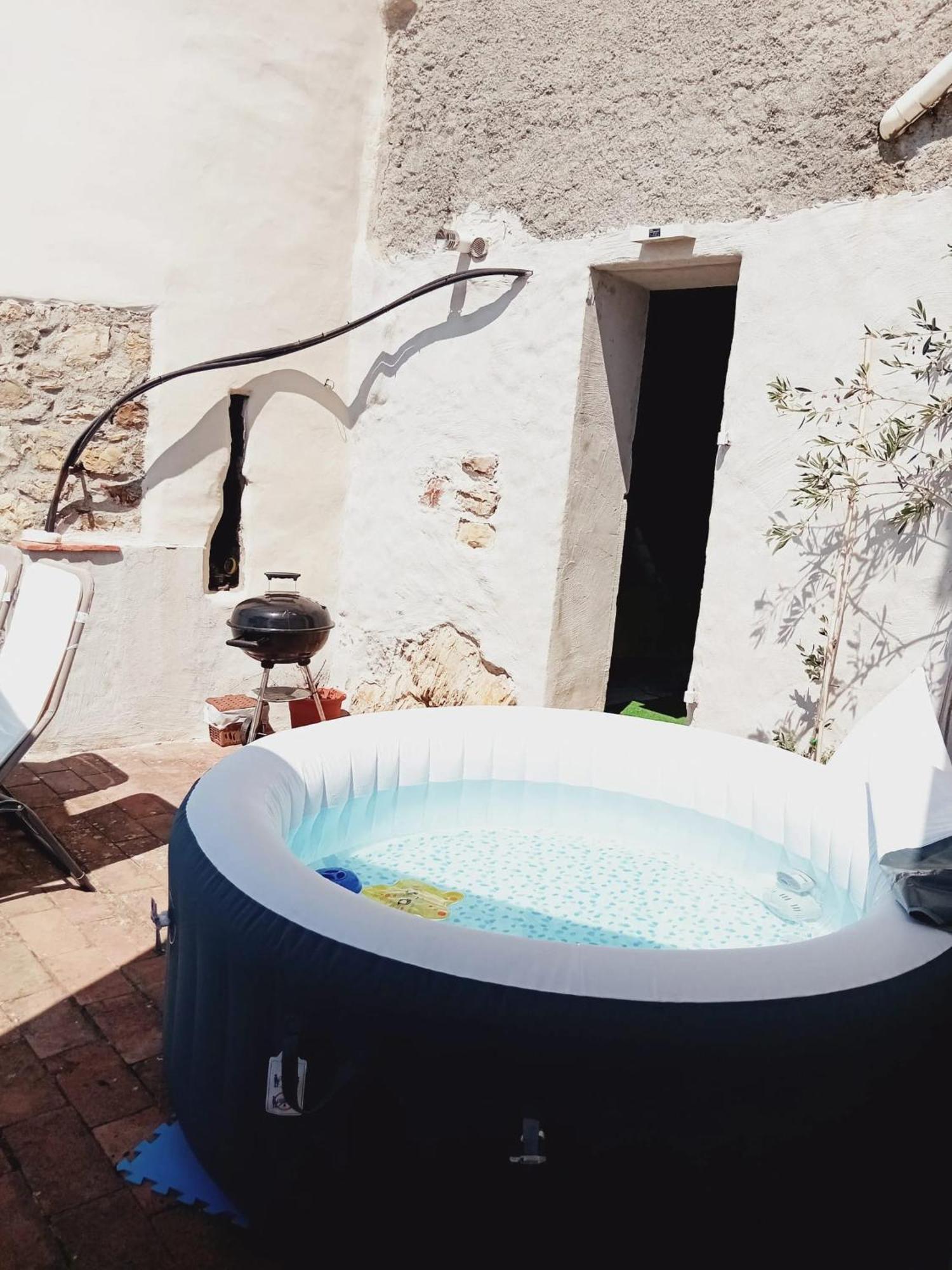Comfortable Apartment With Sea View In Falcinello Luaran gambar